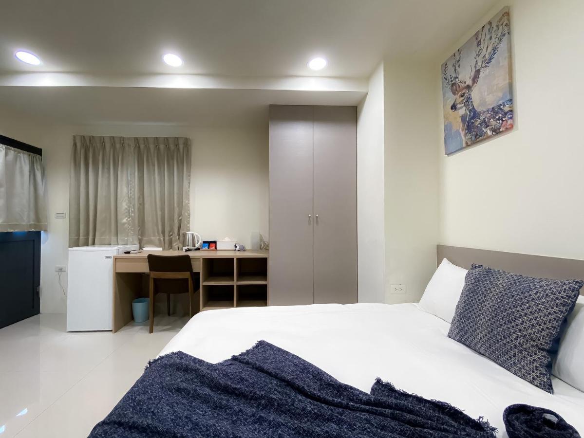 Hôtel Sleeping Quilt à Taichung Extérieur photo