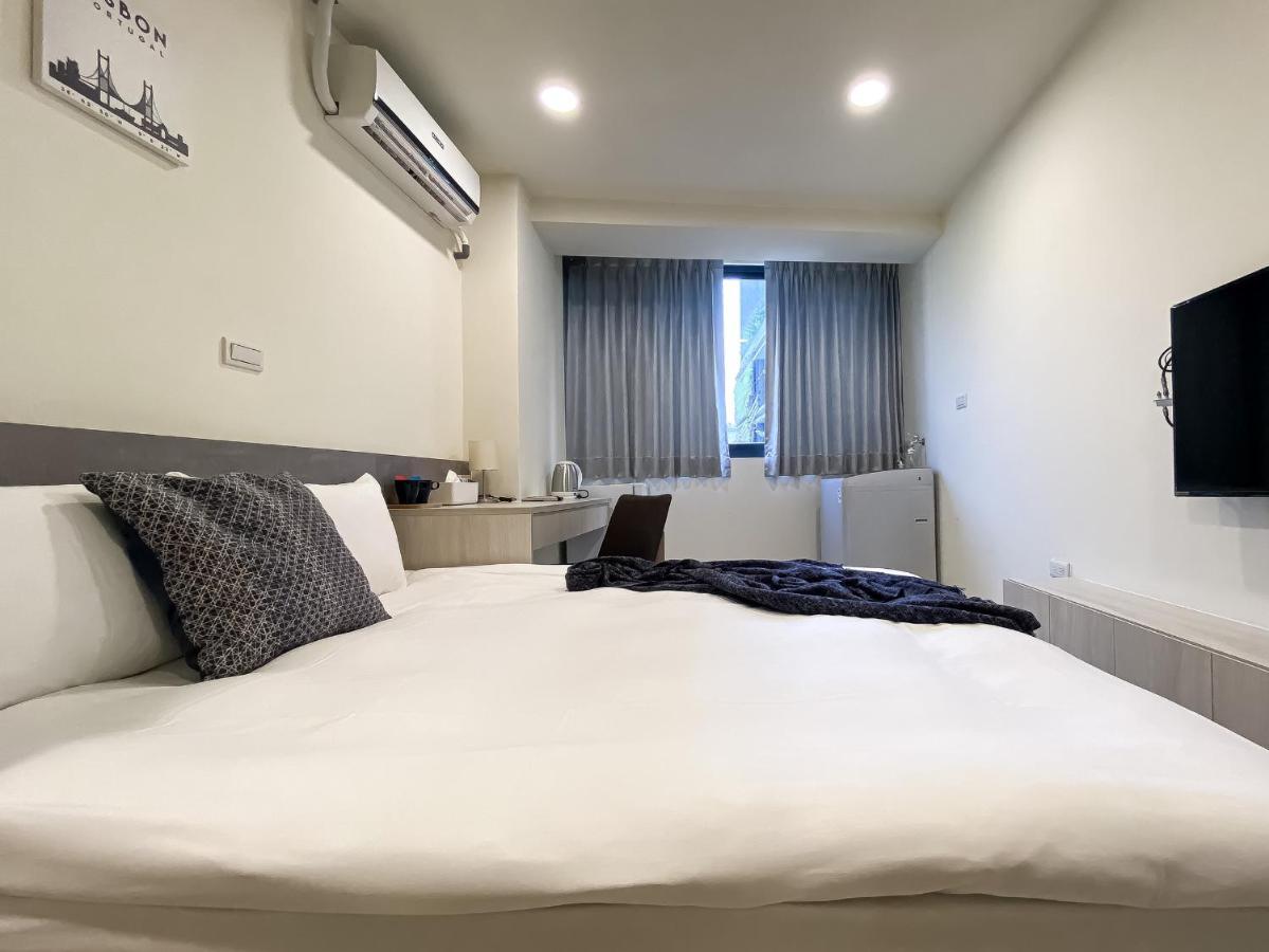 Hôtel Sleeping Quilt à Taichung Extérieur photo