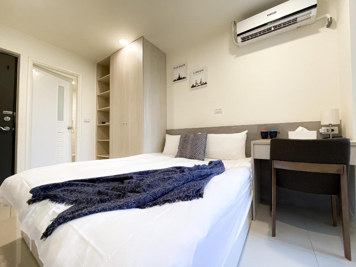 Hôtel Sleeping Quilt à Taichung Extérieur photo