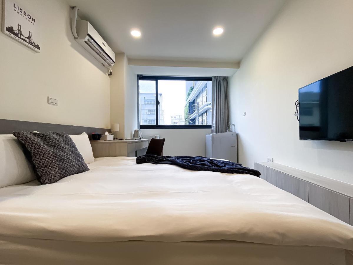 Hôtel Sleeping Quilt à Taichung Extérieur photo
