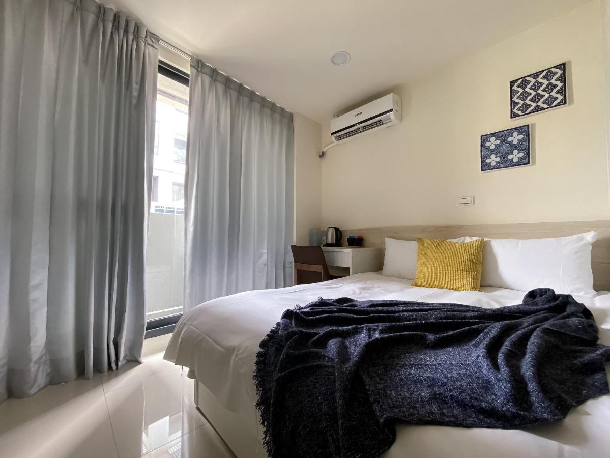 Hôtel Sleeping Quilt à Taichung Extérieur photo