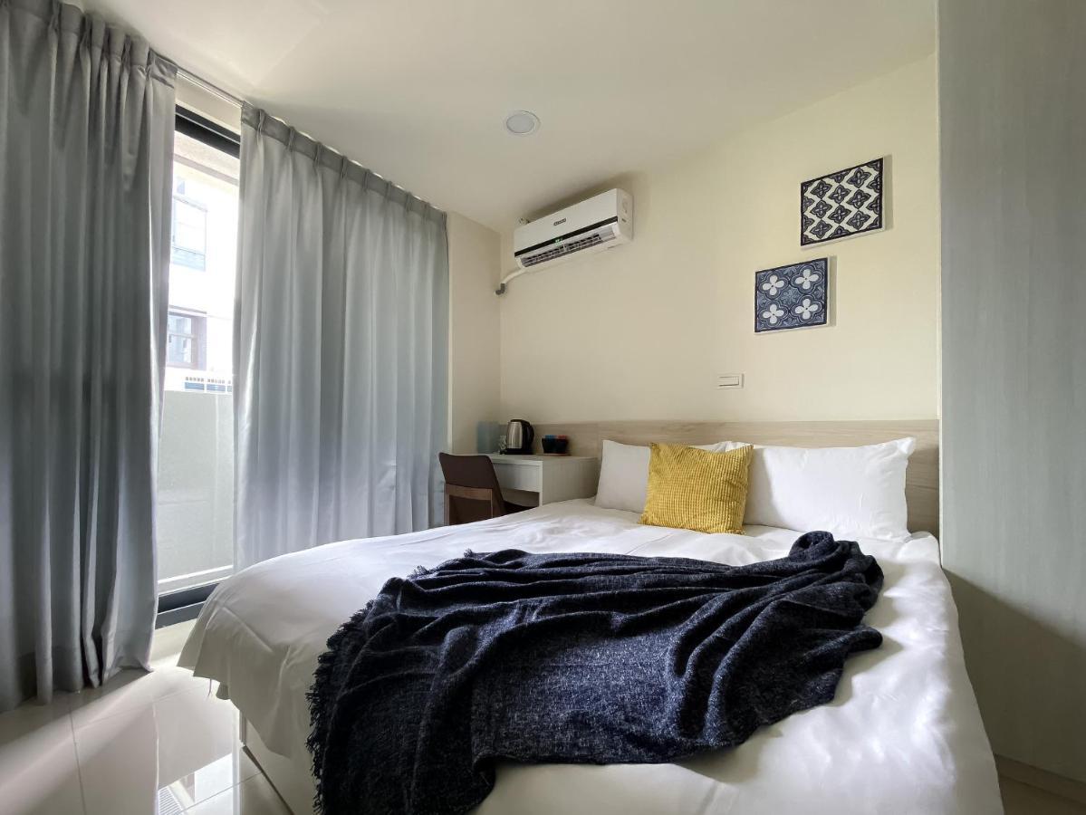 Hôtel Sleeping Quilt à Taichung Extérieur photo