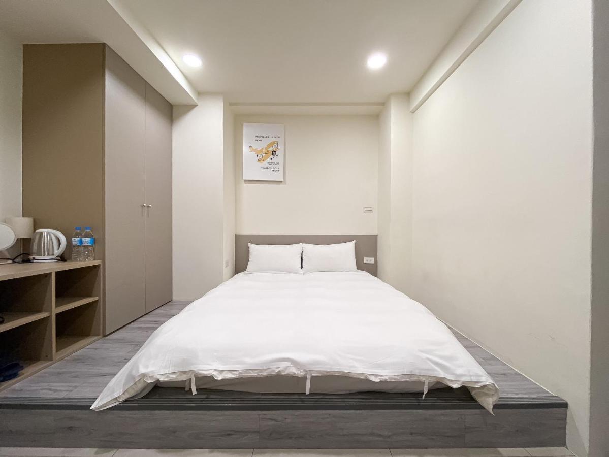 Hôtel Sleeping Quilt à Taichung Extérieur photo