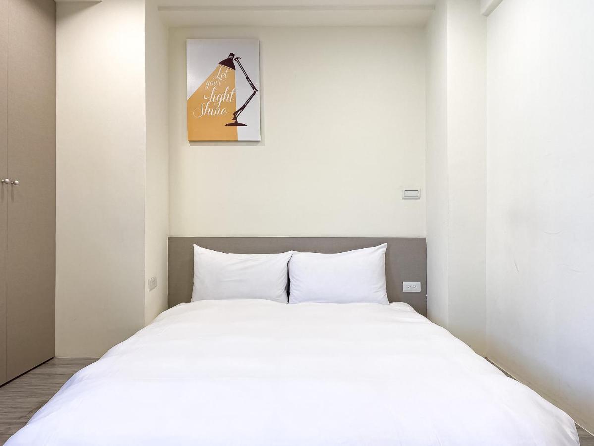 Hôtel Sleeping Quilt à Taichung Extérieur photo