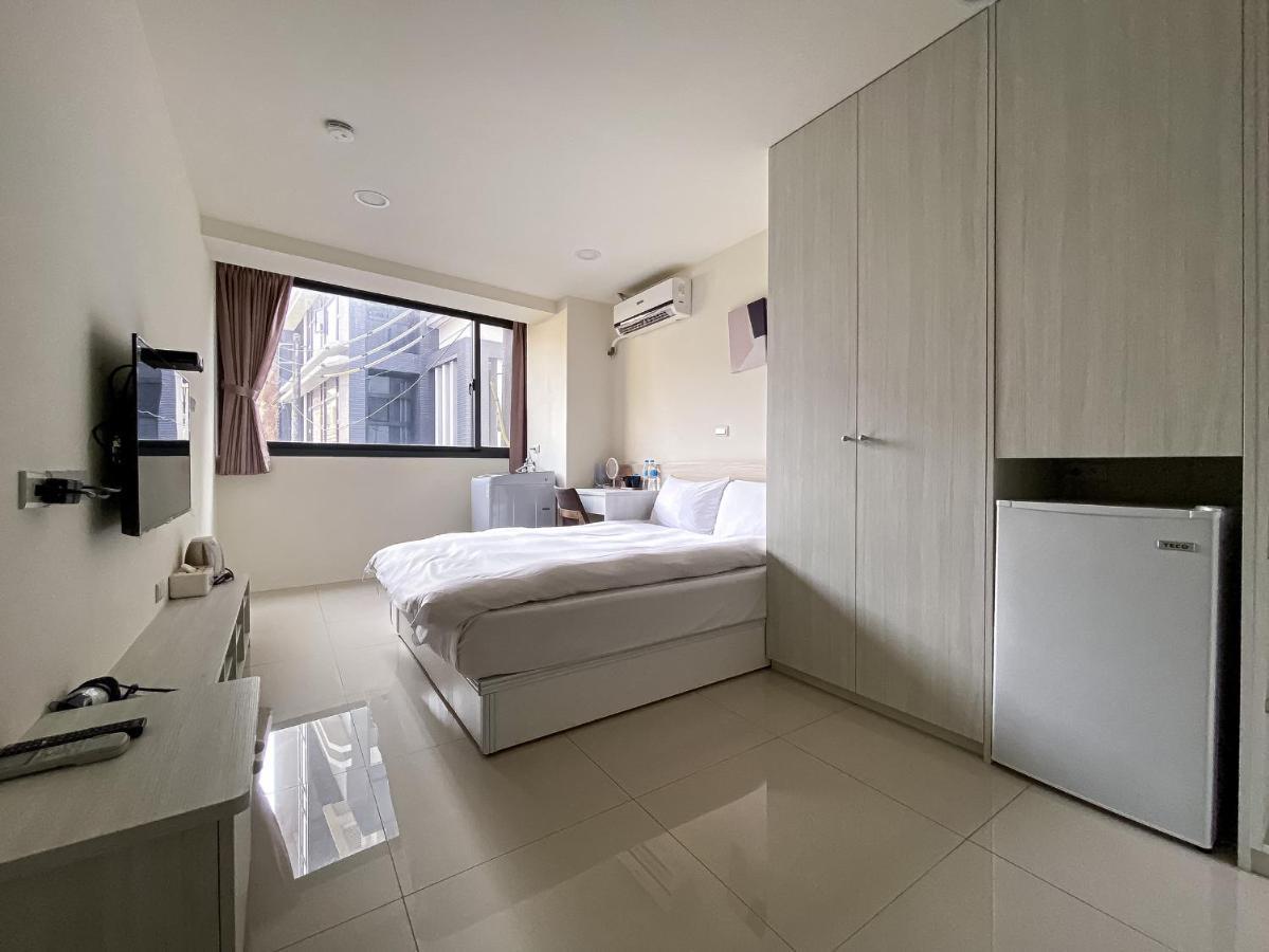 Hôtel Sleeping Quilt à Taichung Extérieur photo